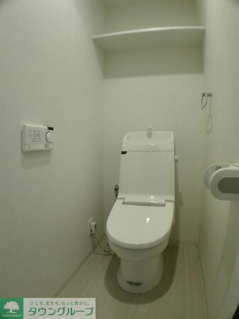 アン・ボルヌの物件内観写真